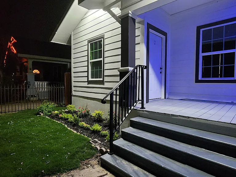 945 E Drexel Ave — Photo 3