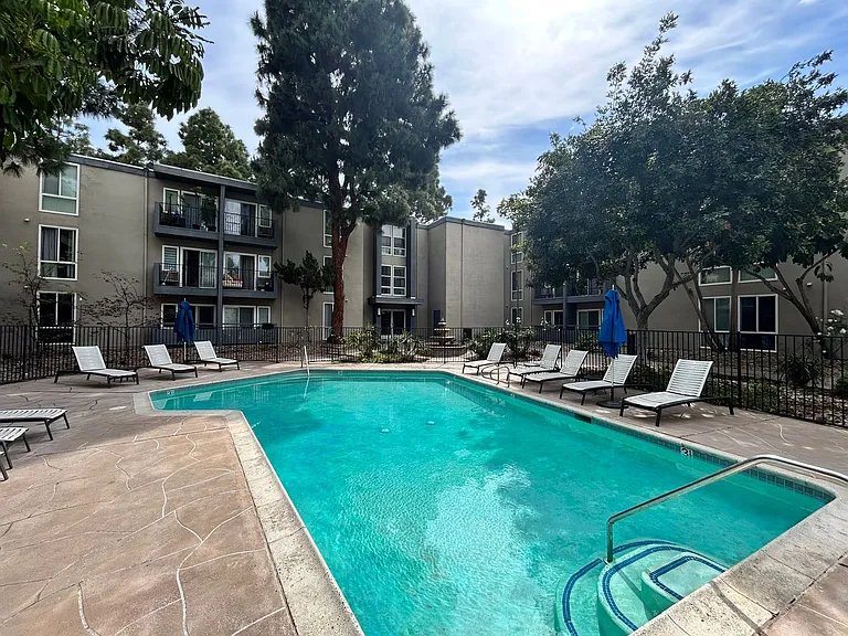 4860 Rolando Ct #10 — Photo 11