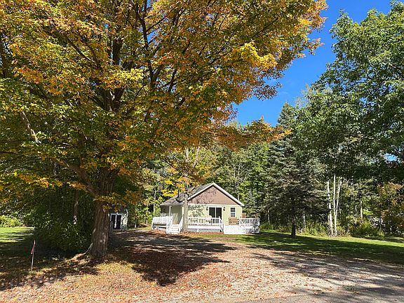2nd image of 124 Mary Rd
