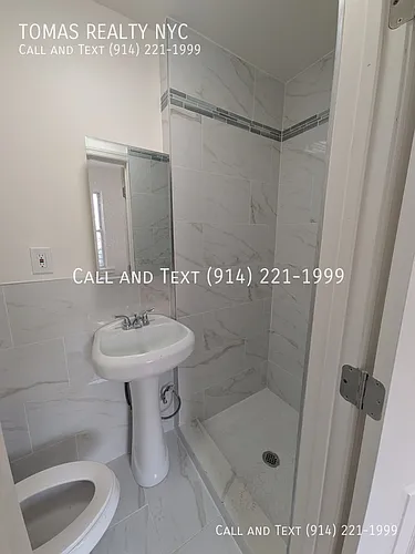 26 Vineyard Ave Photo 1
