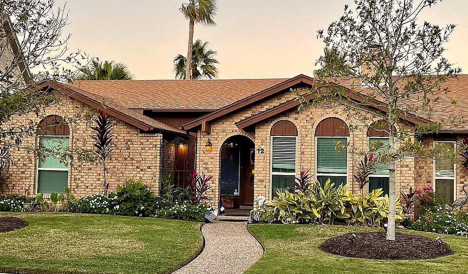 1st image of 12 Colony Park Cir