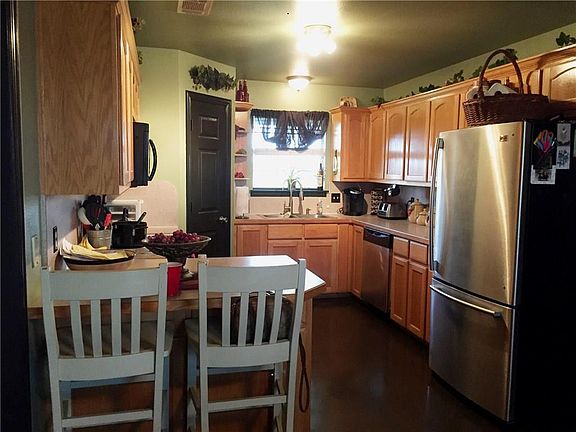 3rd image of 4884 County Road 2718