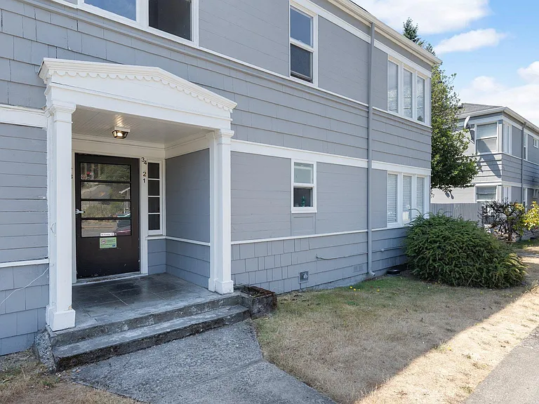 Lawton Apartments — Photo 25