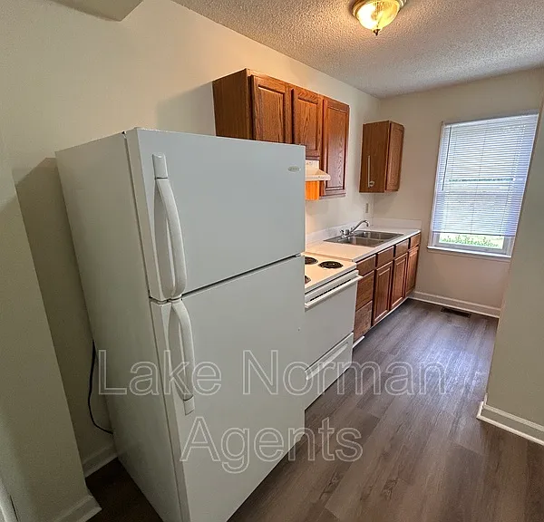 4709 Grassy Creek Rd — Photo 22