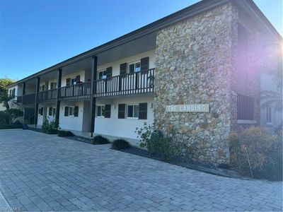 302 2nd St S, Naples, FL, 34102