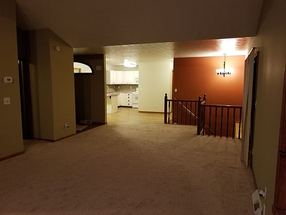 2nd image of 607 E Randall St