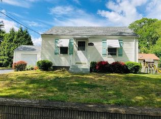 134 Promenade St, Barrington, RI 02806