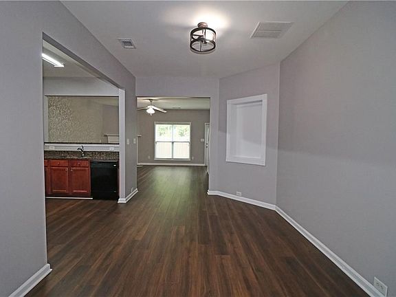 4th image of 3345 Marla Blvd