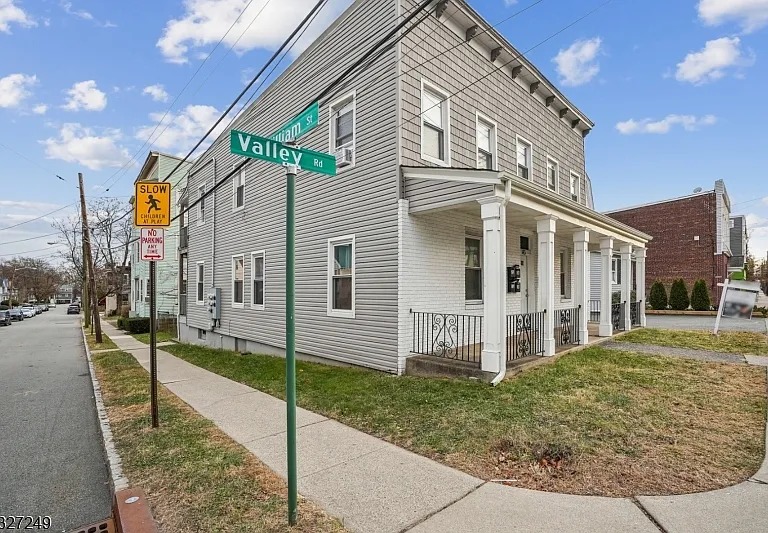 143 Valley Rd #1R — Photo 17