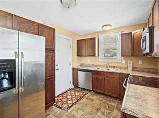 1823 Clark St, Des Moines, IA 50314