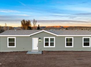1460 W Saddle Rd, Paulden, AZ 86334
