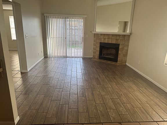 2nd image of 1334 Jefferson Ave APT D