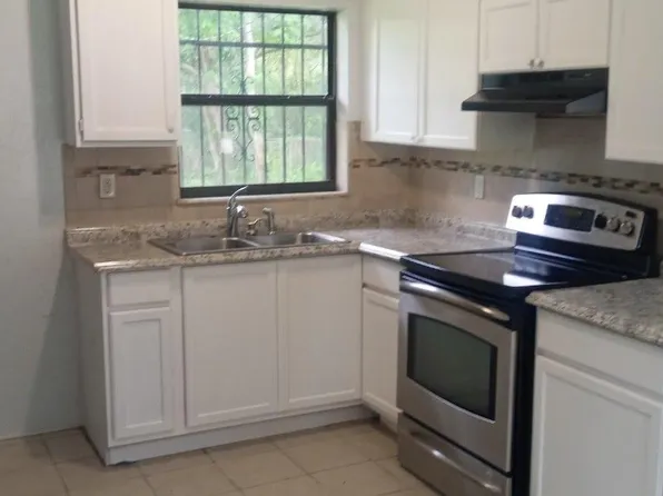 4648 Oliva St, Orlando, FL 32811