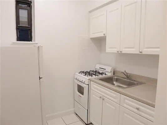 Rented by City & Suburban | media 22