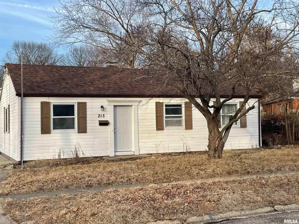 215 Craig Rd, Marquette Heights, IL 61554