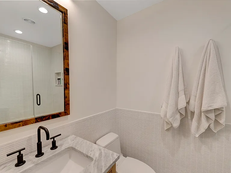 5 Kingstown Ave — Photo 17