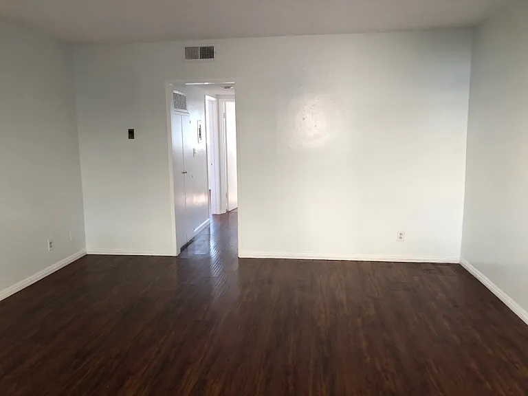 1639 E Kingsley Ave #2 — Photo 6