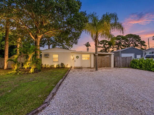 5317 SE ISABELITA Avenue, Stuart, FL 34997