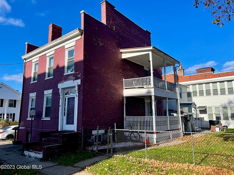 2nd image of 37 Middle Street