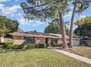 1740 Cynthia Ln, Hurst, TX 76054