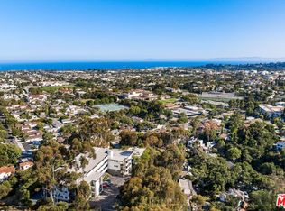813 E Anapamu St #PENTHOUSE, Santa Barbara, CA 93103