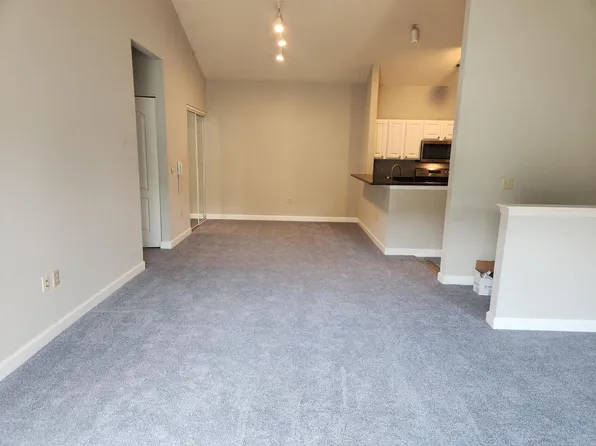 2720 Northview ROAD #39, Waukesha, WI 53188