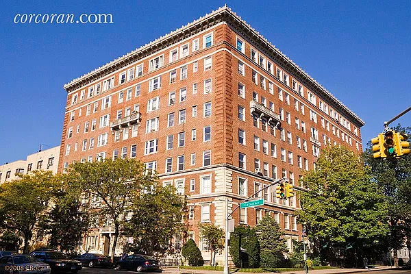 Sold by Corcoran | media 19