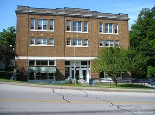 29 Main St #105, Proctor, VT 05765