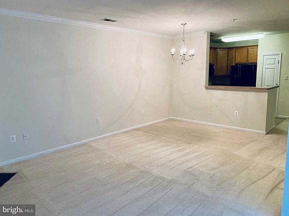 5th image of 3830 Lightfoot St Unit 325