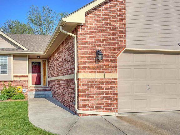 3rd image of 626 Havenwood Ct