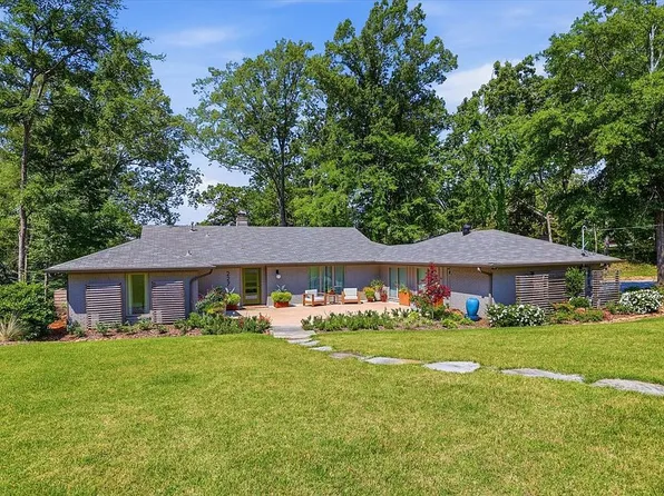 227 Lakeshore Dr, Madison, MS 39110