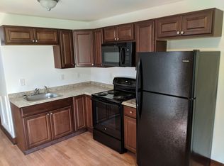 36 Amherst Rd #A, Pelham, MA 01002