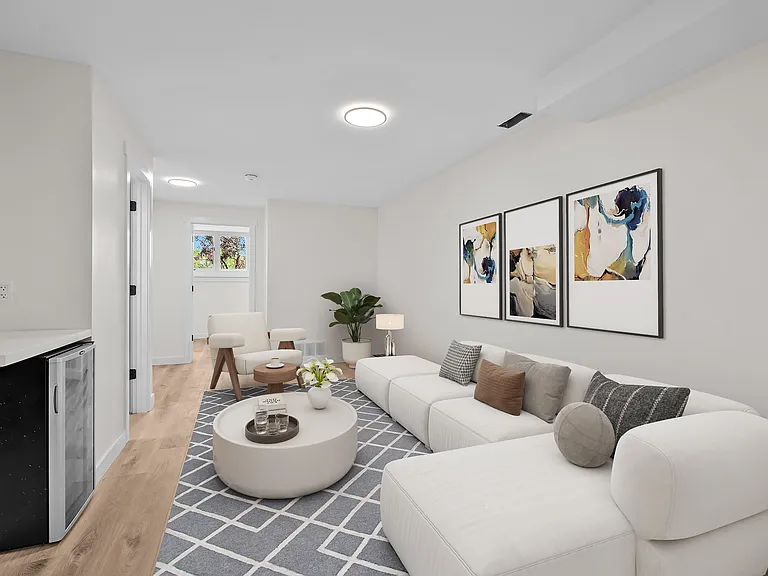 333 Melanie Ave #2 — Photo 3