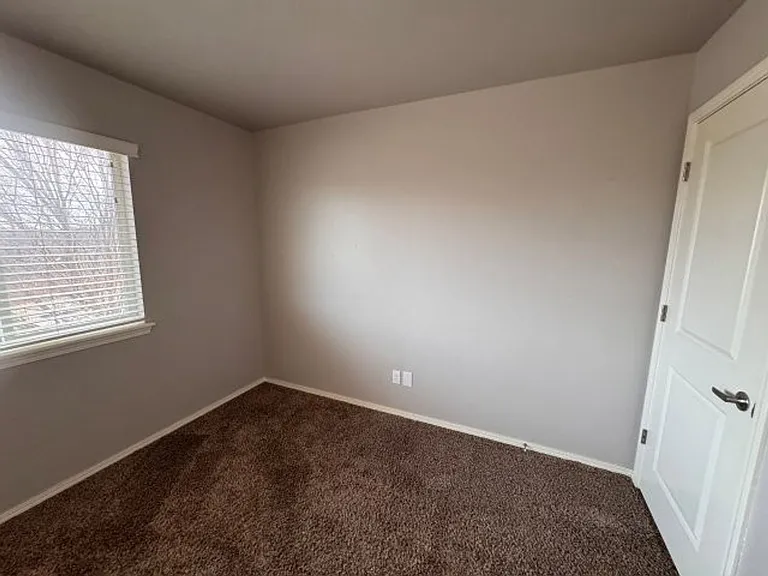 6929 Mayberry Ln — Photo 7