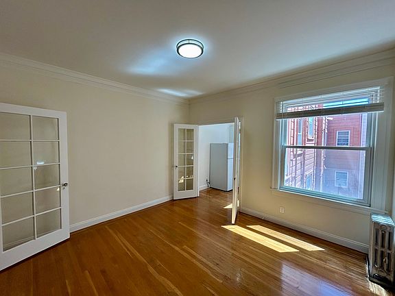 5th image of 1325 Mason St APT 204