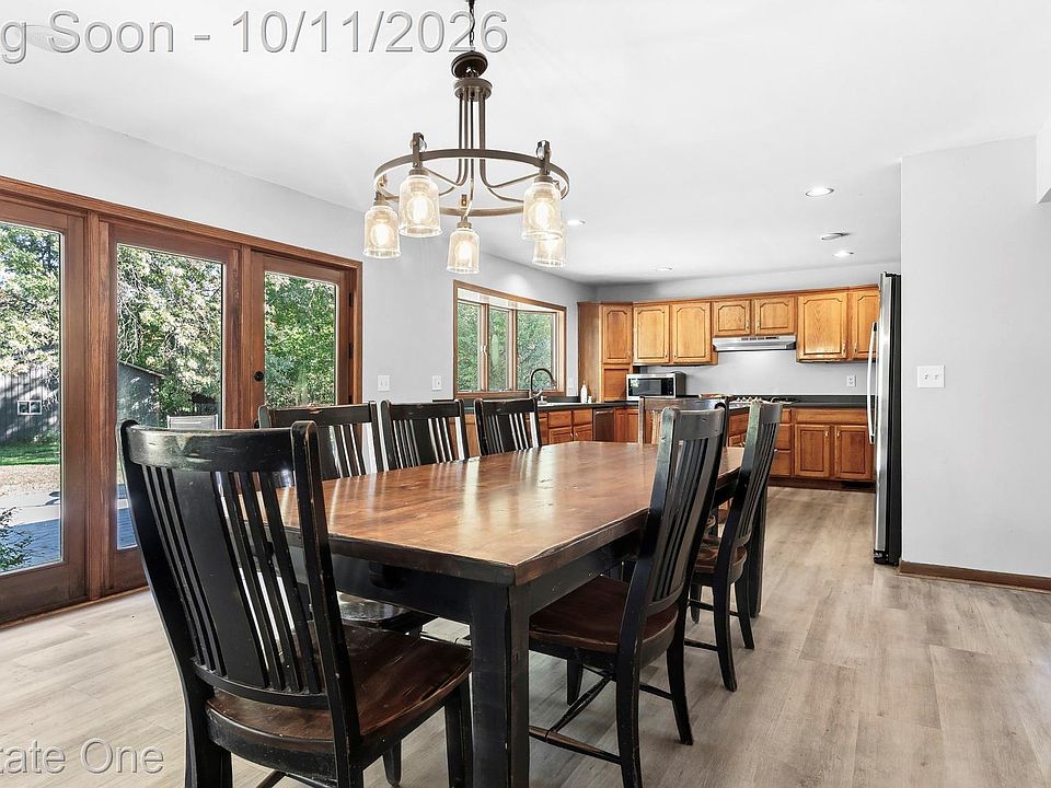 30526 Sibley Rd, photo 9