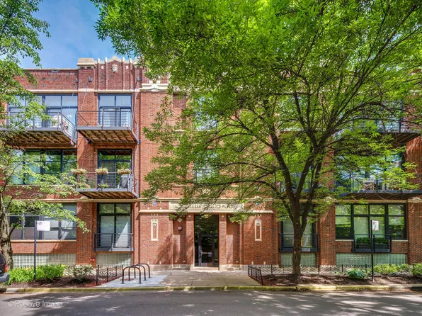 2300 W Wabansia Ave APT 204, Chicago, IL 60647