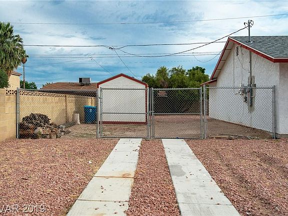 5th image of 4615 E Chicago Ave