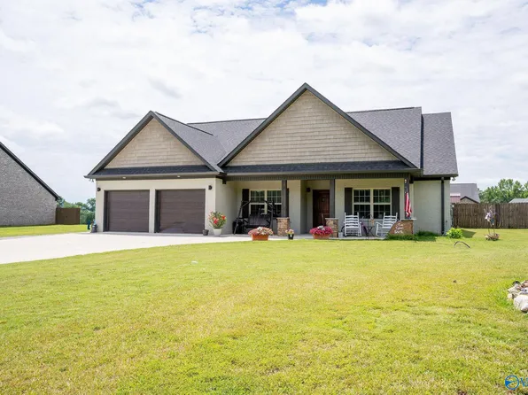 368 Ranch Rd, Rainsville, AL 35986
