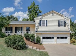 4625 Spring Ridge Dr, Flowery Branch, GA 30542