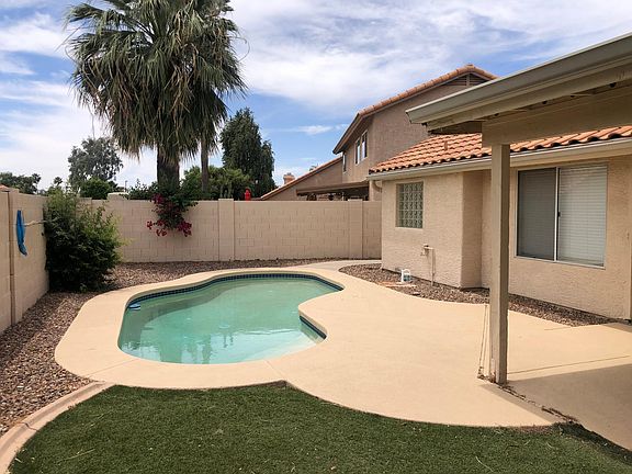 Awaiting your outdoor lounge chairs...