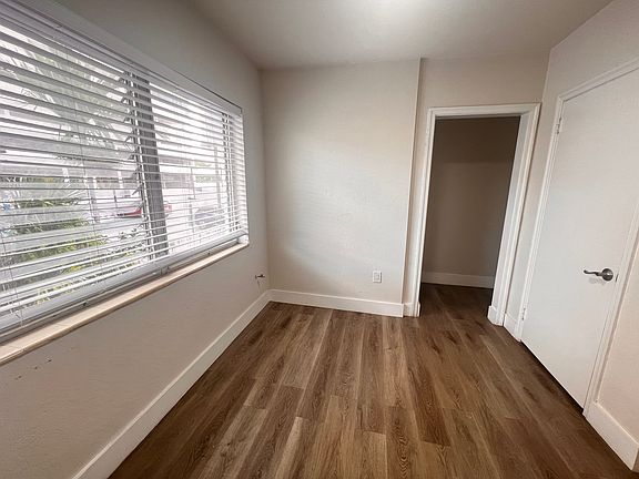 4th image of 127 Santillane Ave APT 4