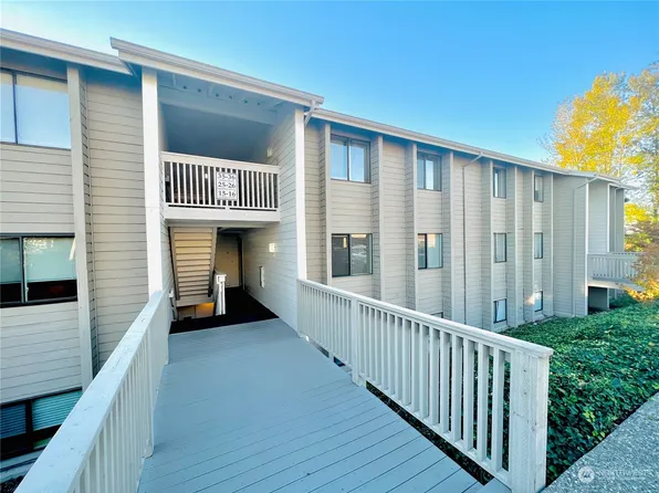 1319 S Puget Drive #D36, Renton, WA 98055
