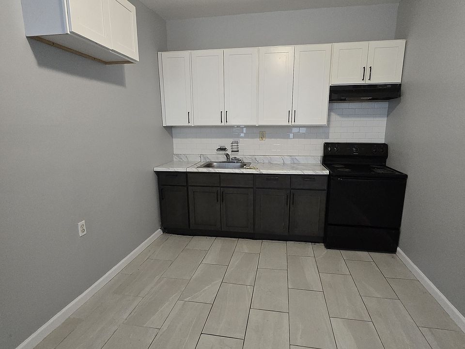 1st image of 186 N 12th St #G1
