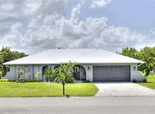 6350 P G A Dr, North Fort Myers, FL 33917