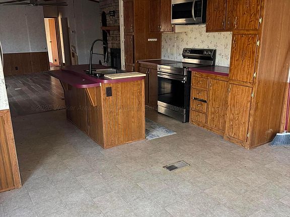 3rd image of 236 Gulf Crest Rd