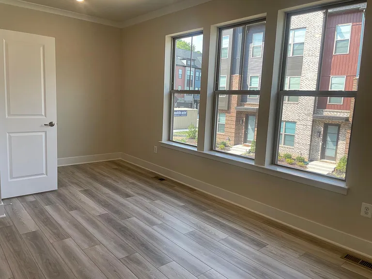 3404 Rivulet Ln — Photo 7