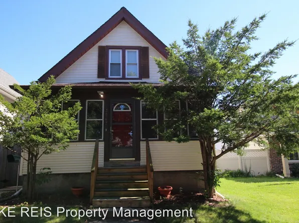 3547-47A E Armour Ave, Cudahy, WI 53110