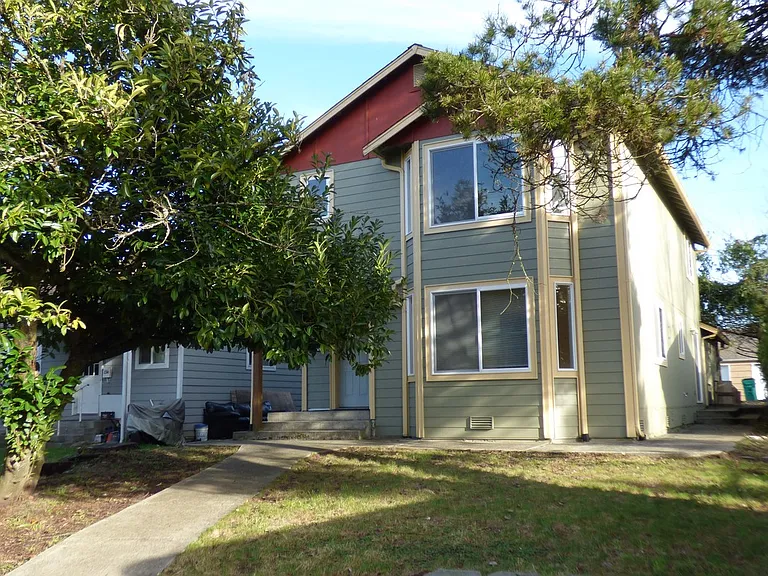 230 Decatur St NW — Photo 1