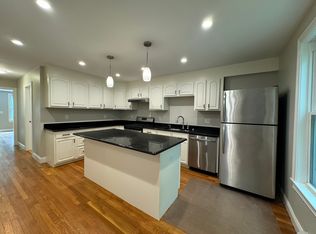 417 Auburn St #1-R, Auburndale, MA 02466
